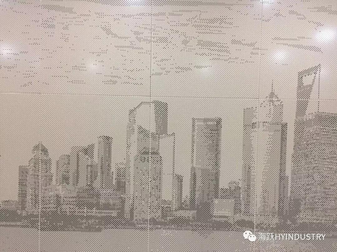 铝格栅图像冲孔板:上海之巅